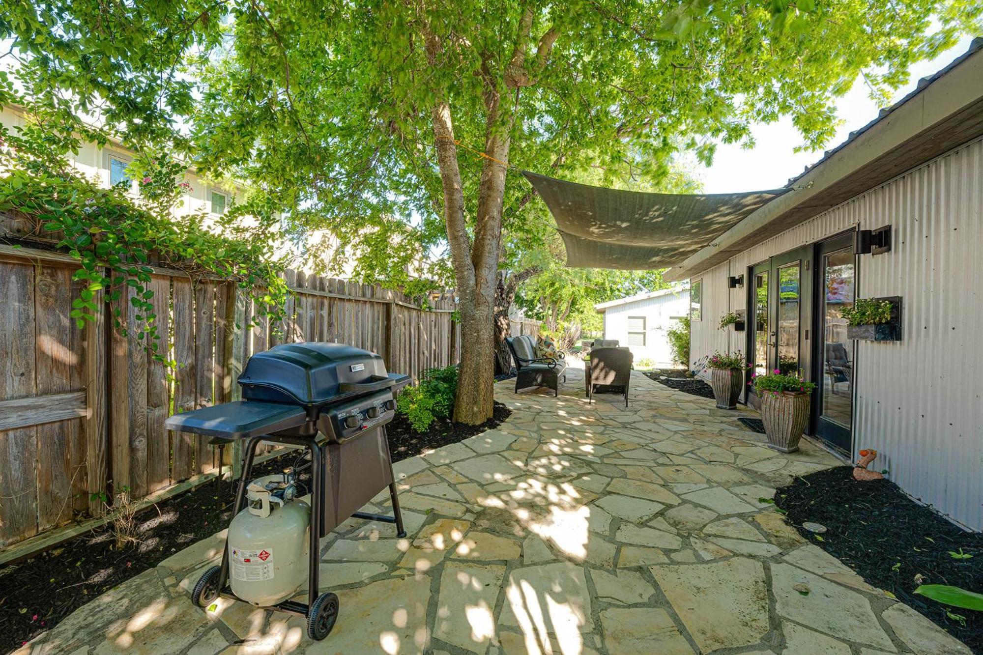Claret House Full Kitchen And Private Hot Tub Villa Fredericksburg Exterior photo